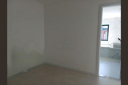Casa à venda com 222m², 3 quartos e 1 vaga