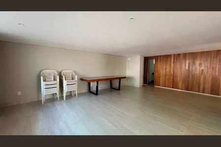 Apartamento à venda com 115m², 3 quartos e 2 vagas