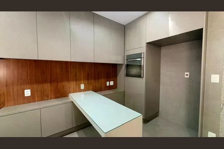 Apartamento à venda com 115m², 3 quartos e 2 vagas