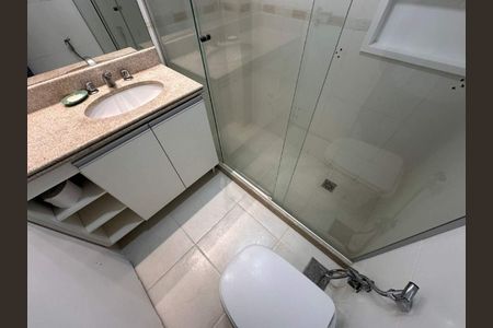 Apartamento à venda com 102m², 2 quartos e 3 vagas