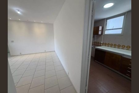 Apartamento à venda com 90m², 2 quartos e 1 vaga
