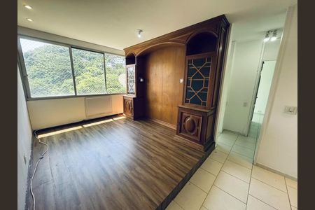Apartamento à venda com 2 quartos, 90m² em Leme, Rio de Janeiro