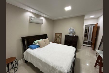 Casa de Condomínio à venda com 5 quartos, 340m² em Recreio dos Bandeirantes, Rio de Janeiro