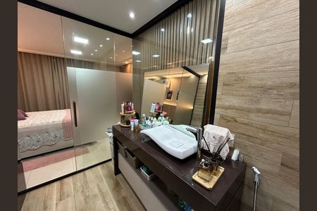 Casa de condomínio à venda com 340m², 5 quartos e 2 vagas