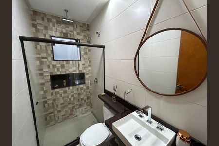 Casa de condomínio à venda com 340m², 5 quartos e 2 vagas