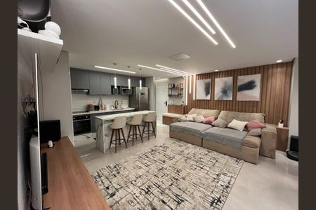 Apartamento à venda com 83m², 2 quartos e 1 vaga