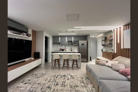 Apartamento à venda com 83m², 2 quartos e 1 vaga