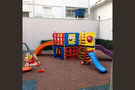 Apartamento à venda com 76m², 2 quartos e 1 vaga
