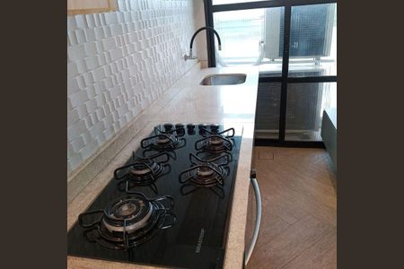 Apartamento à venda com 76m², 2 quartos e 1 vaga