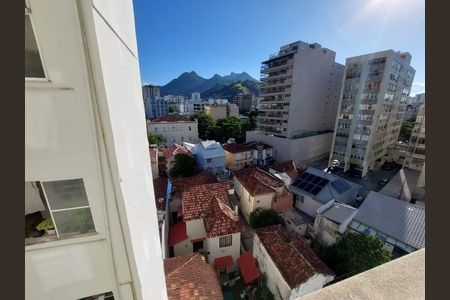 Apartamento à venda com 82m², 3 quartos e 1 vaga