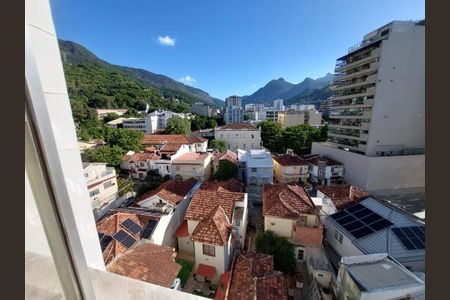 Apartamento à venda com 82m², 3 quartos e 1 vaga