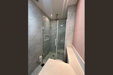 Apartamento à venda com 75m², 1 quarto e 1 vaga