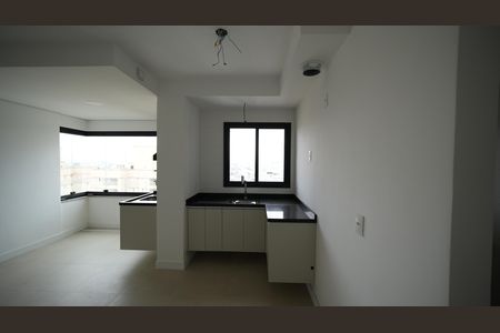 Apartamento para alugar com 79m², 2 quartos e 2 vagasCozinha