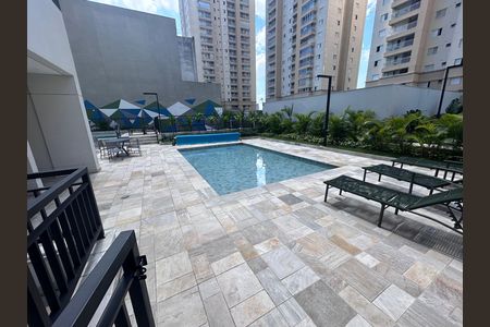 Apartamento para alugar com 79m², 2 quartos e 2 vagas Apartamento para alugar com 79m², 2 quartos e 2 vagasÁrea comum - Piscina