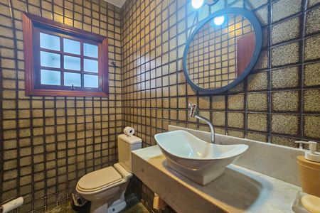 Casa de condomínio para alugar com 300m², 4 quartos e 3 vagas