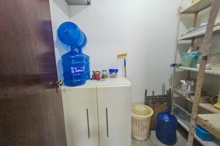 Casa de condomínio para alugar com 300m², 4 quartos e 3 vagas