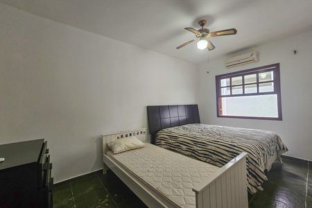 Casa de condomínio para alugar com 300m², 4 quartos e 3 vagas