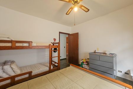 Casa de condomínio para alugar com 300m², 4 quartos e 3 vagas
