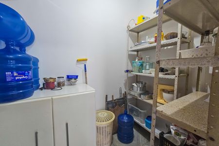 Casa de condomínio para alugar com 300m², 4 quartos e 3 vagas