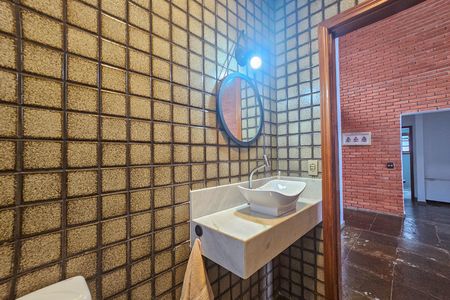 Casa de condomínio para alugar com 300m², 4 quartos e 3 vagas