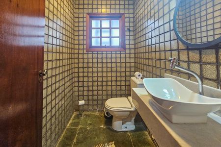 Casa de condomínio para alugar com 300m², 4 quartos e 3 vagas