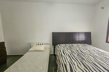 Casa de condomínio para alugar com 300m², 4 quartos e 3 vagas