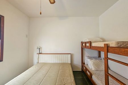 Casa de condomínio para alugar com 300m², 4 quartos e 3 vagas
