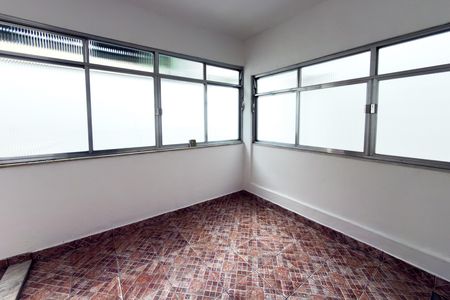 Casa à venda com 362m², 5 quartos e 2 vagasSala 2