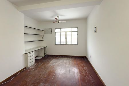 Casa à venda com 362m², 5 quartos e 2 vagasQuarto 2