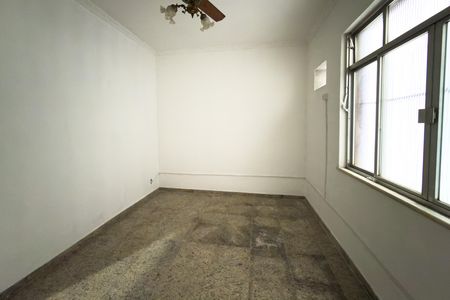 Casa à venda com 362m², 5 quartos e 2 vagasQuarto 1