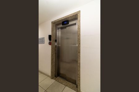 Apartamento para alugar com 50m², 2 quartos e 1 vaga Apartamento para alugar com 50m², 2 quartos e 1 vagaElevador