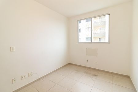 Quarto 1 de apartamento para alugar com 2 quartos, 50m² em Jardim Sulacap, Rio de Janeiro