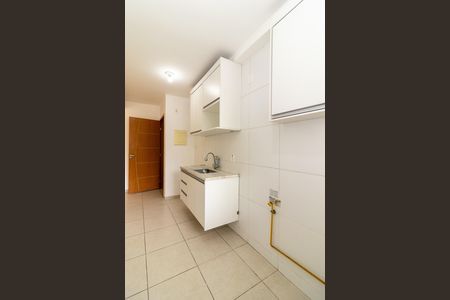 Apartamento para alugar com 50m², 2 quartos e 1 vaga Apartamento para alugar com 50m², 2 quartos e 1 vagaCozinha e Área de Serviço