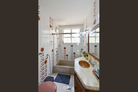 Apartamento à venda com 130m², 3 quartos e 2 vagas Apartamento à venda com 130m², 3 quartos e 2 vagasBanheiro Social