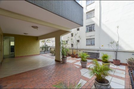Apartamento à venda com 130m², 3 quartos e 2 vagas Apartamento à venda com 130m², 3 quartos e 2 vagasEntrada