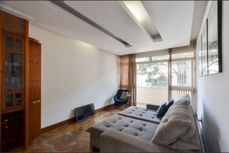 Apartamento à venda com 130m², 3 quartos e 2 vagas Apartamento à venda com 130m², 3 quartos e 2 vagasSala de Estar