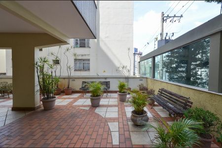 Apartamento à venda com 130m², 3 quartos e 2 vagas Apartamento à venda com 130m², 3 quartos e 2 vagasEntrada