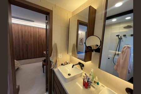 Apartamento à venda com 143m², 3 quartos e 2 vagas