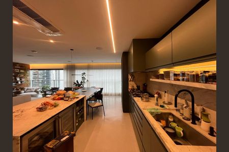 Apartamento à venda com 143m², 3 quartos e 2 vagas