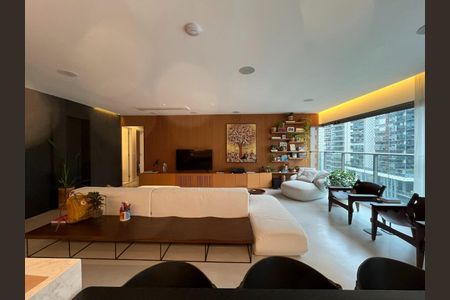 Apartamento à venda com 143m², 3 quartos e 2 vagas