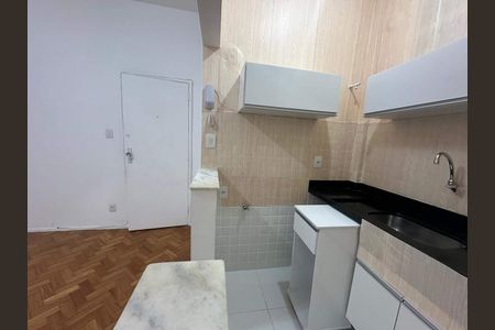Apartamento à venda com 38m², 1 quarto e 1 vaga