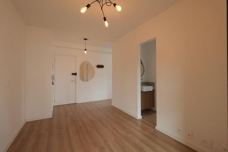 Sala de apartamento para alugar com 1 quarto, 43m² em Vila Deodoro, São Paulo