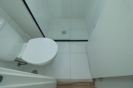 Banheiro de apartamento para alugar com 1 quarto, 43m² em Vila Deodoro, São Paulo