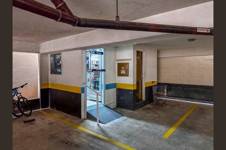 Apartamento para alugar com 48m², 2 quartos e 1 vaga Apartamento para alugar com 48m², 2 quartos e 1 vagaMIni Mercado