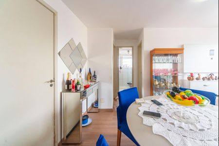 Sala de apartamento para alugar com 2 quartos, 48m² em Parque Sao Vicente, Santo André