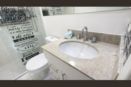 Apartamento para alugar com 71m², 3 quartos e 1 vaga Apartamento para alugar com 71m², 3 quartos e 1 vagaBanheiro