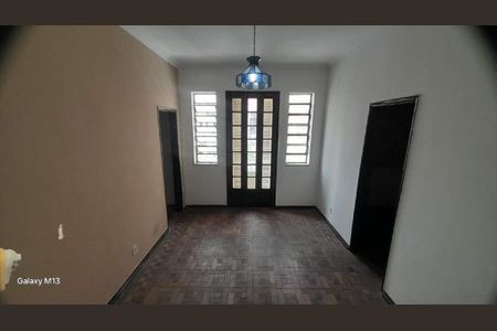 Casa à venda com 100m², 3 quartos e sem vaga