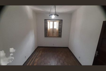 Casa à venda com 100m², 3 quartos e sem vaga