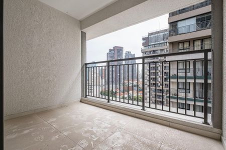 Studio à venda com 26m², 1 quarto e sem vaga Studio à venda com 26m², 1 quarto e sem vagaStudio - Varanda