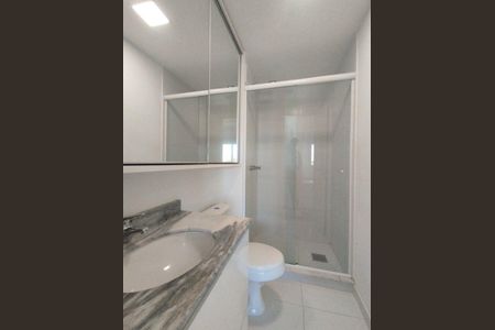 Banheiro 1 de apartamento para alugar com 2 quartos, 60m² em São Sebastião, Porto Alegre